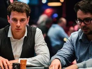 The Quiet Language of the Table: Mastering Live Poker Reads