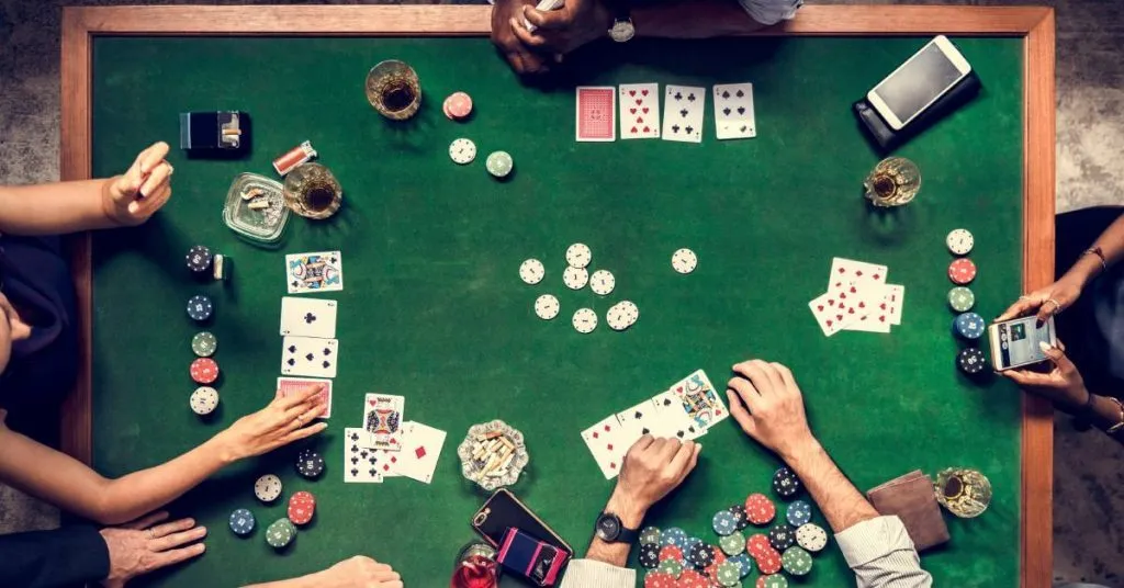 Squeezing and 4-Bet Bluffing in Cash Games: A Field-Tendency Analysis of When Aggression Works